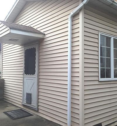 3rd image of 328 Vine St