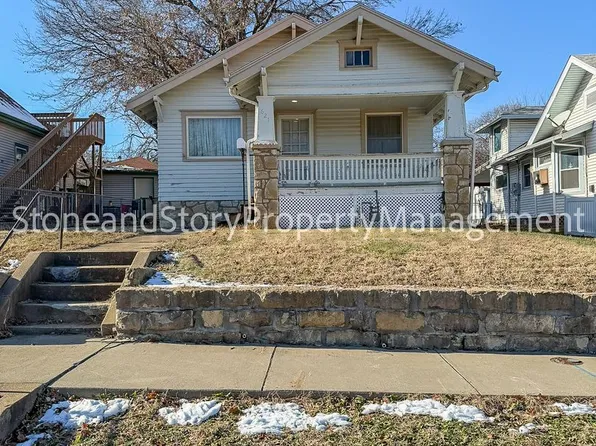 621 SW Jewell Ave, Topeka, KS 66606