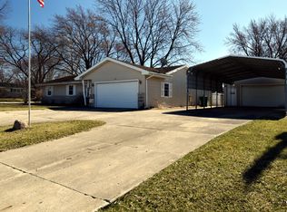 103 Sarah Dr, Shorewood, IL 60404
