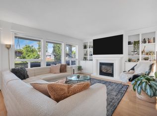 9015 148th St NW, Edmonton, AB T5R 1A2