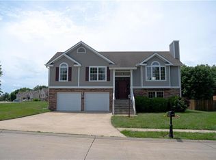 6208 Greenway Court St, Saint Joseph, MO 64503