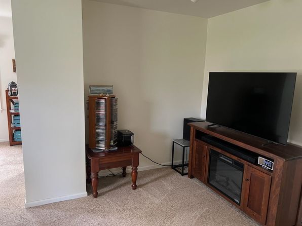1609 Swede Ave, Midland, MI 48642