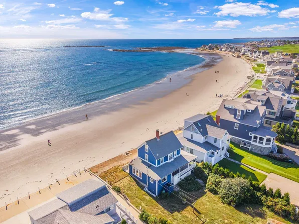 114 Webhannet Drive, Wells, ME 04090