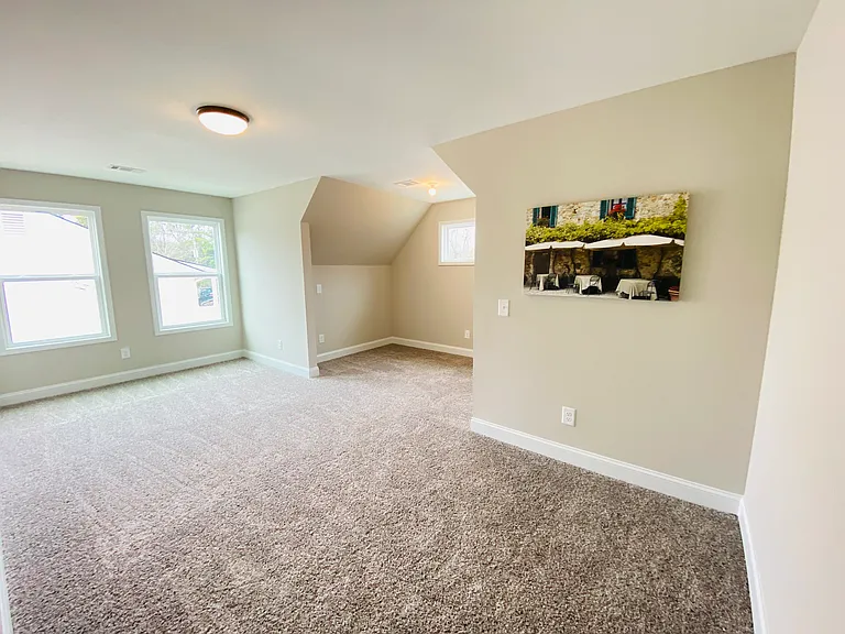 6960 Diana Cir — Photo 41