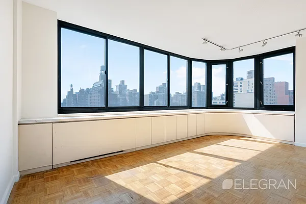 Rented by (Legacy) Elegran | media 17