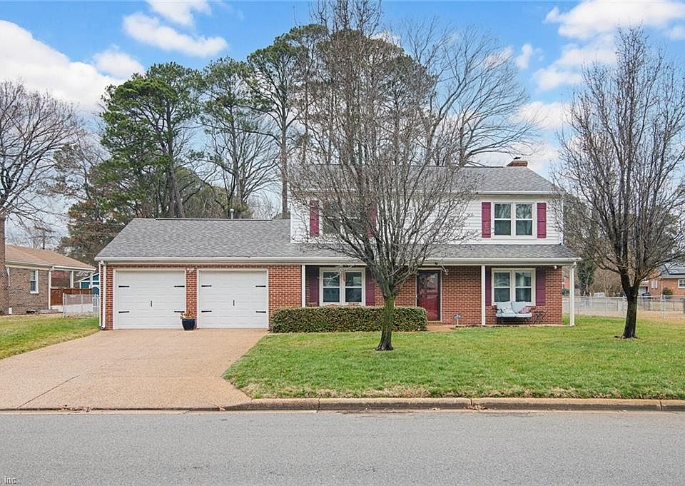 1st image of 9 Colonial Acres Dr