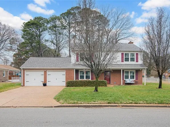 9 Colonial Acres Dr, Hampton, VA 23664