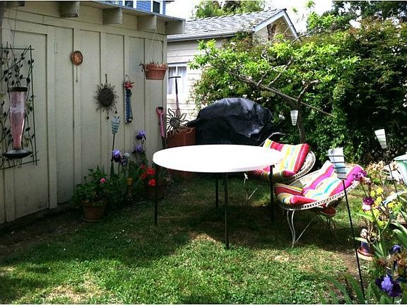 3rd image of 701 Oak Dr