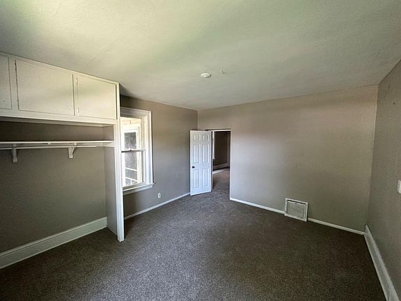 4th image of 727 Kentucky AVENUE #729