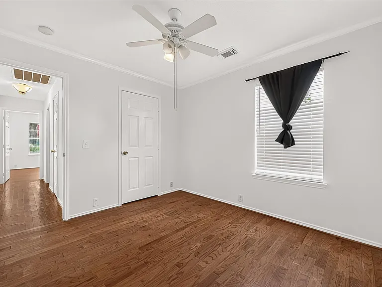 6807 Lauderwick Ct — Photo 29