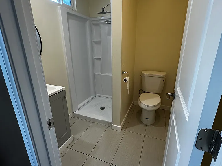 8118 Gentry Ave — Photo 7