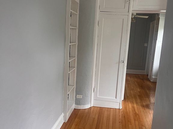 3rd image of 1153 Saint Johns Ave #F