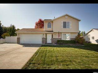 1281 W 570 N, Clinton, UT 84015