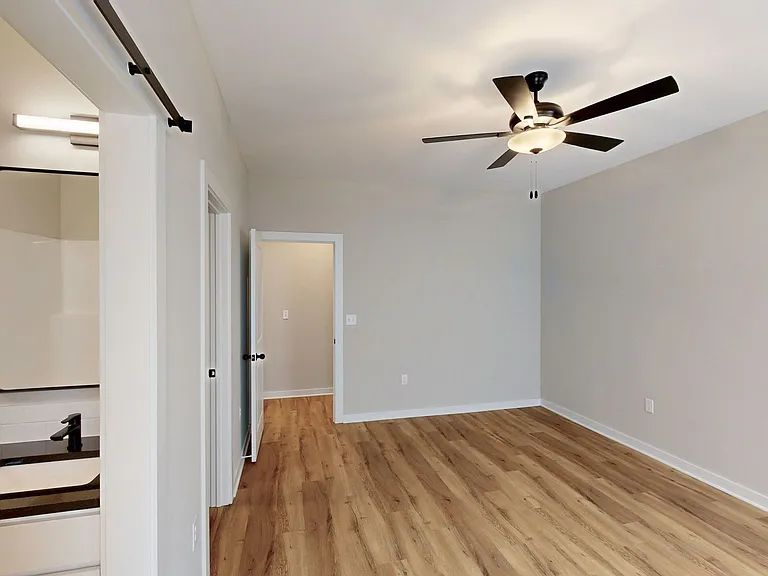 2314 E Spring Hill Ct — Photo 17