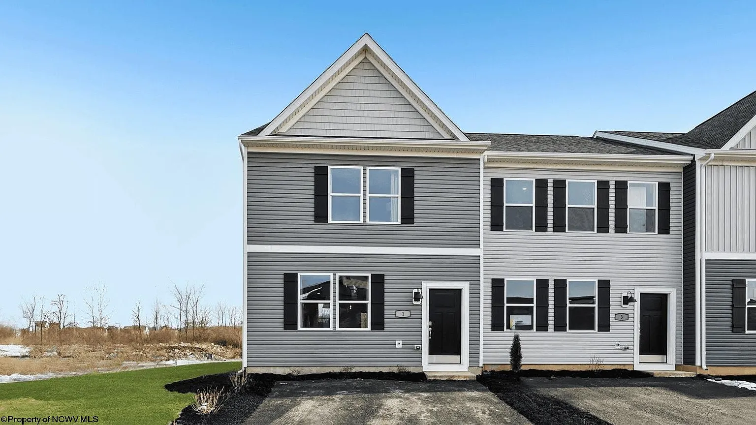 28 Erow St photo 1