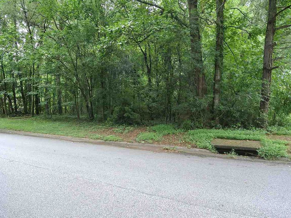 2nd image of 228 Cypress Creek Dr