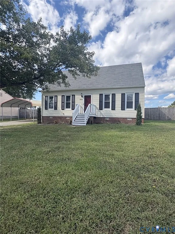 4 bed, 2.0 bath, 1350 sqft, $2,395 — Photo 1