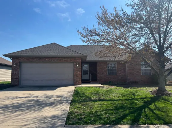 986 W Crestwick St, Nixa, MO 65714