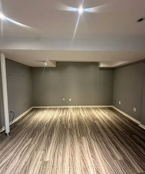 156 Twin Pines Cres #BASEMENT — Photo 22