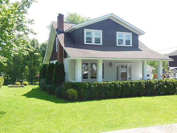 2nd image of 905 Elmira St