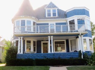 217 S Dement Ave, Dixon, IL 61021