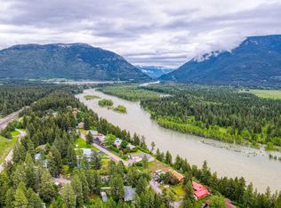 939 Vans Ave, Columbia Falls, MT 59912