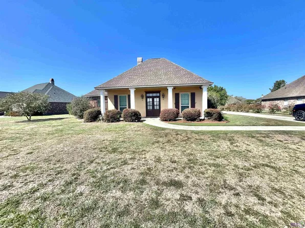 36331 Stanton Hall Ave, Denham Springs, LA 70706