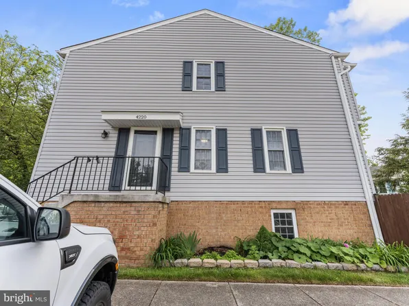 4220 Bordolino Dr, Chantilly, VA 20151