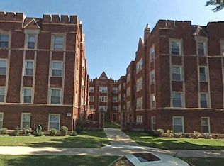 3201 Clinton Ave APT 3W, Berwyn, IL 60402