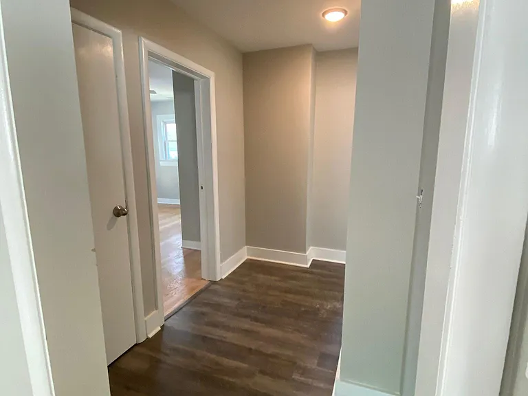 409 Dement St NE — Photo 52