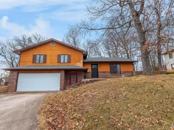 613 Royal Rd, Waynesville, MO 65583