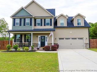 25 Rainmaker St, Linden, NC 28356