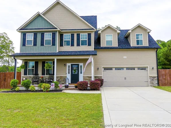 25 Rainmaker St, Linden, NC 28356