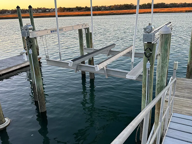 Pelican Dr — Photo 21