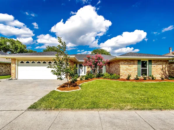 209 Coachman Dr, Houma, LA 70360