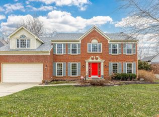 8363 Crosspointe Dr, Cincinnati, OH 45255
