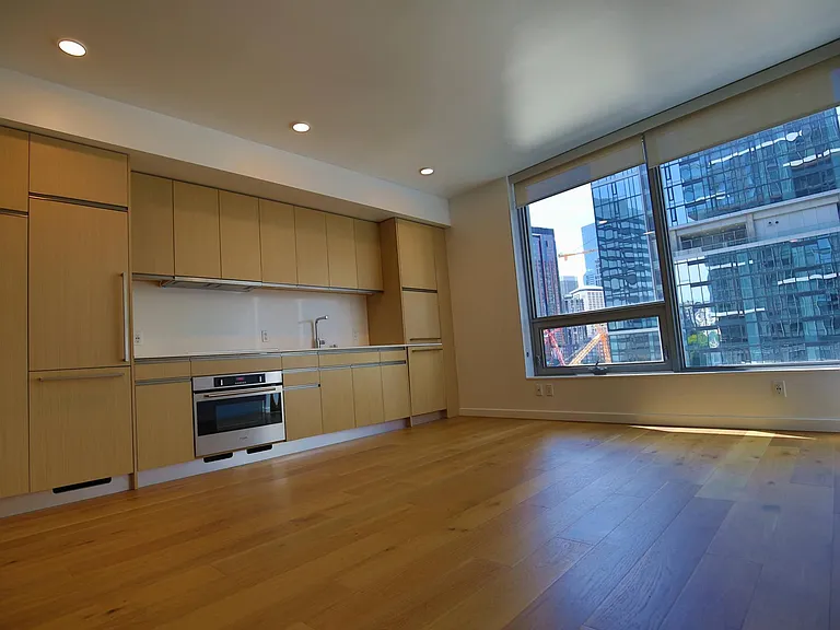 1808 Minor Ave #804 — Photo 6