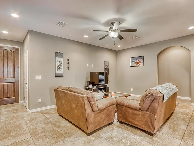 14311 E Cave Ave — Photo 6