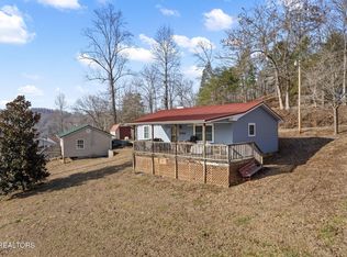 611 Flat Hollow Marina Rd, Speedwell, TN 37870