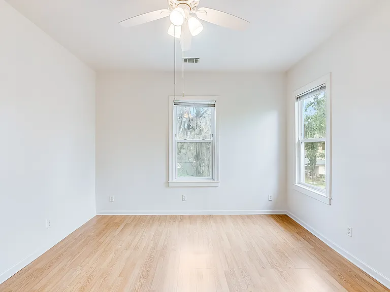 1113 E Park Ave #B — Photo 15