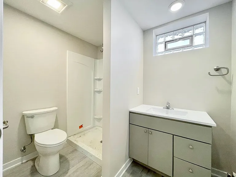 1505 68th St SE — Photo 9