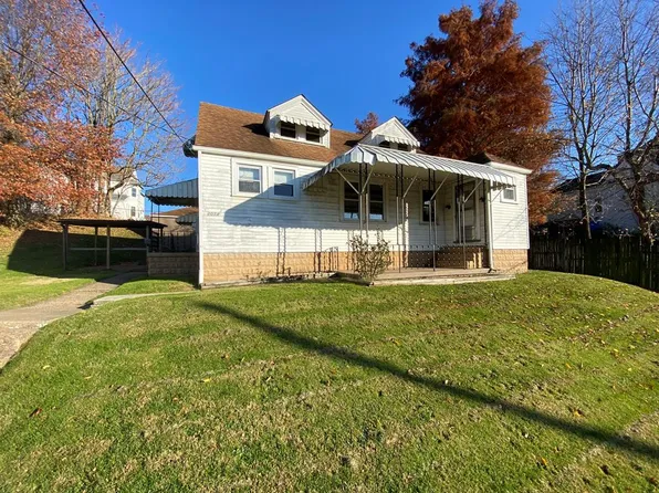 1014 WEAVER AVE, Moundsville, WV 26041