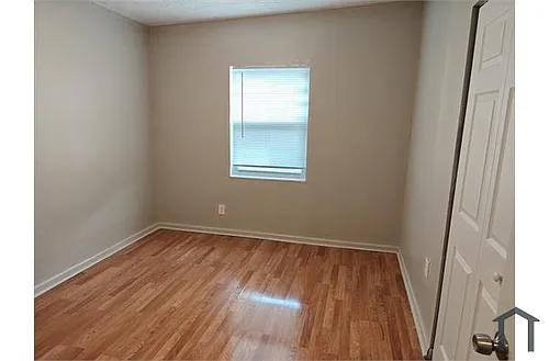 1418 Union St W Photo 1