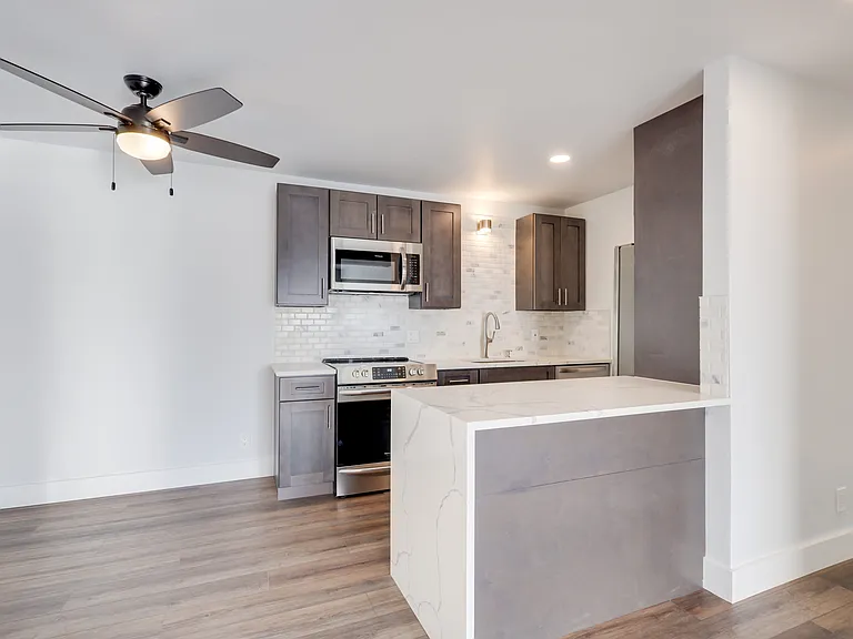 998 W Beaver Creek Blvd #103 — Photo 11