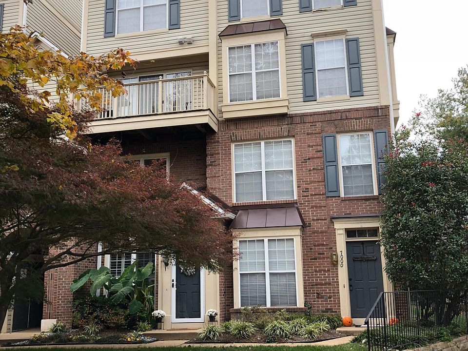 1st image of 7004 Metropolitan Pl APT 302