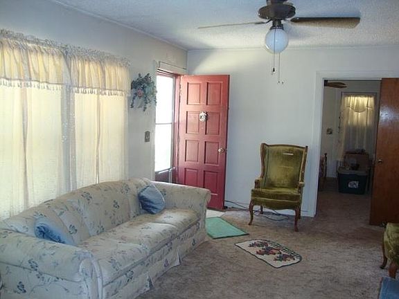 2nd image of 221 N Pennock Ave