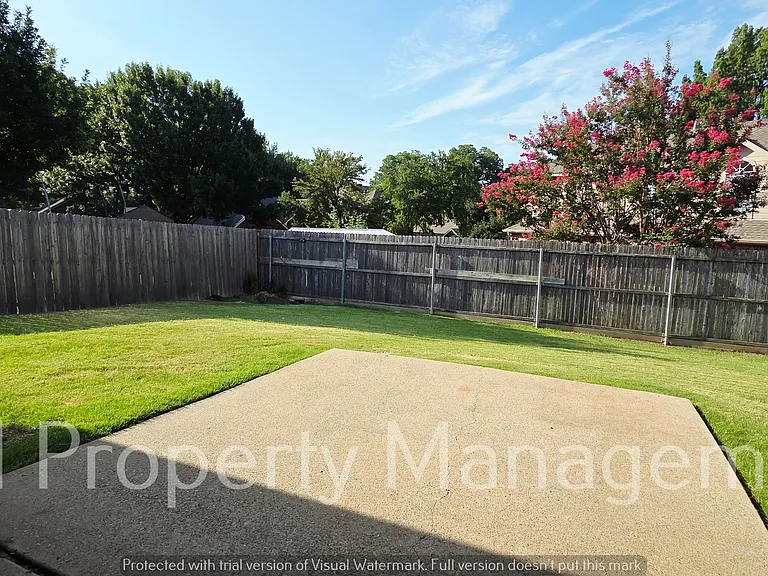 3305 Woodbluff Ln — Photo 26