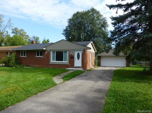 28518 Aberdeen St, Southfield, MI 48076