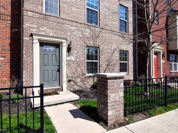 12010 Detroit Ave, Lakewood, OH 44107