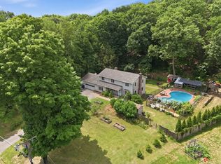 75 Blandford Rd, Granville, MA 01034